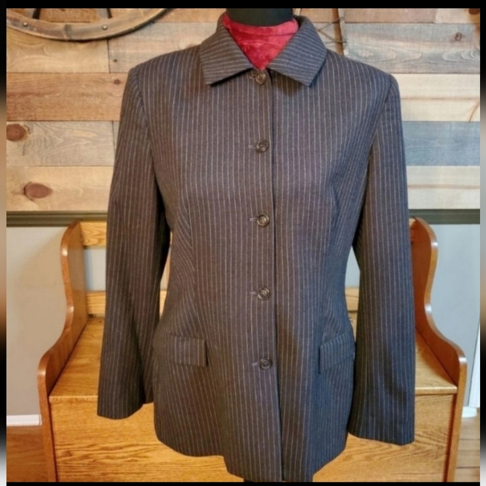 Piazza Sempione Grey Pin Striped 2 Piece Suit (Jacket & Pants Set